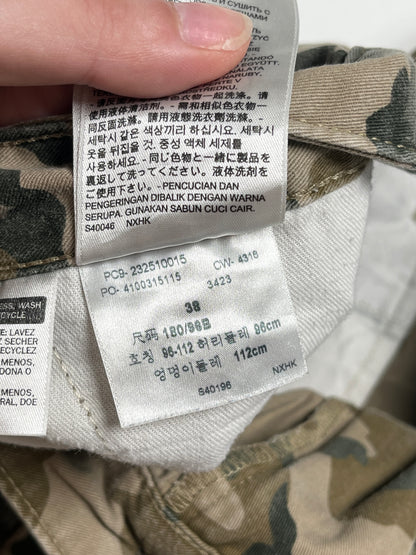 Levi’s Cargo Camuflaje Short - Talla W38
