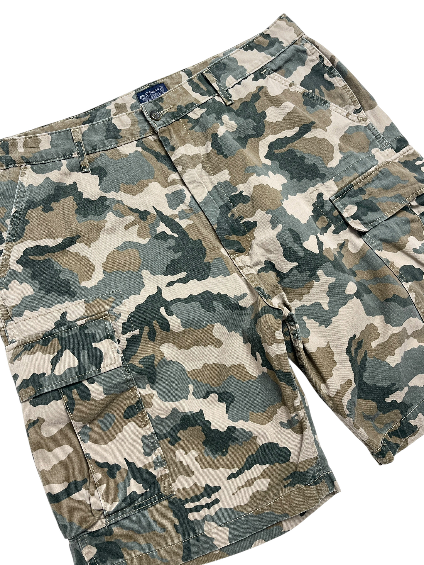 Levi’s Cargo Camuflaje Short - Talla W38