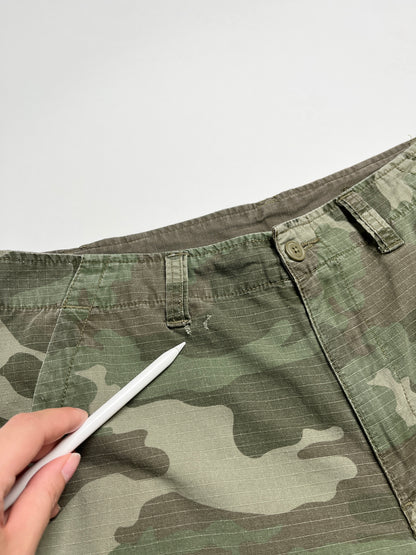 Faded Glory Cargo Camuflaje Short - Talla W33