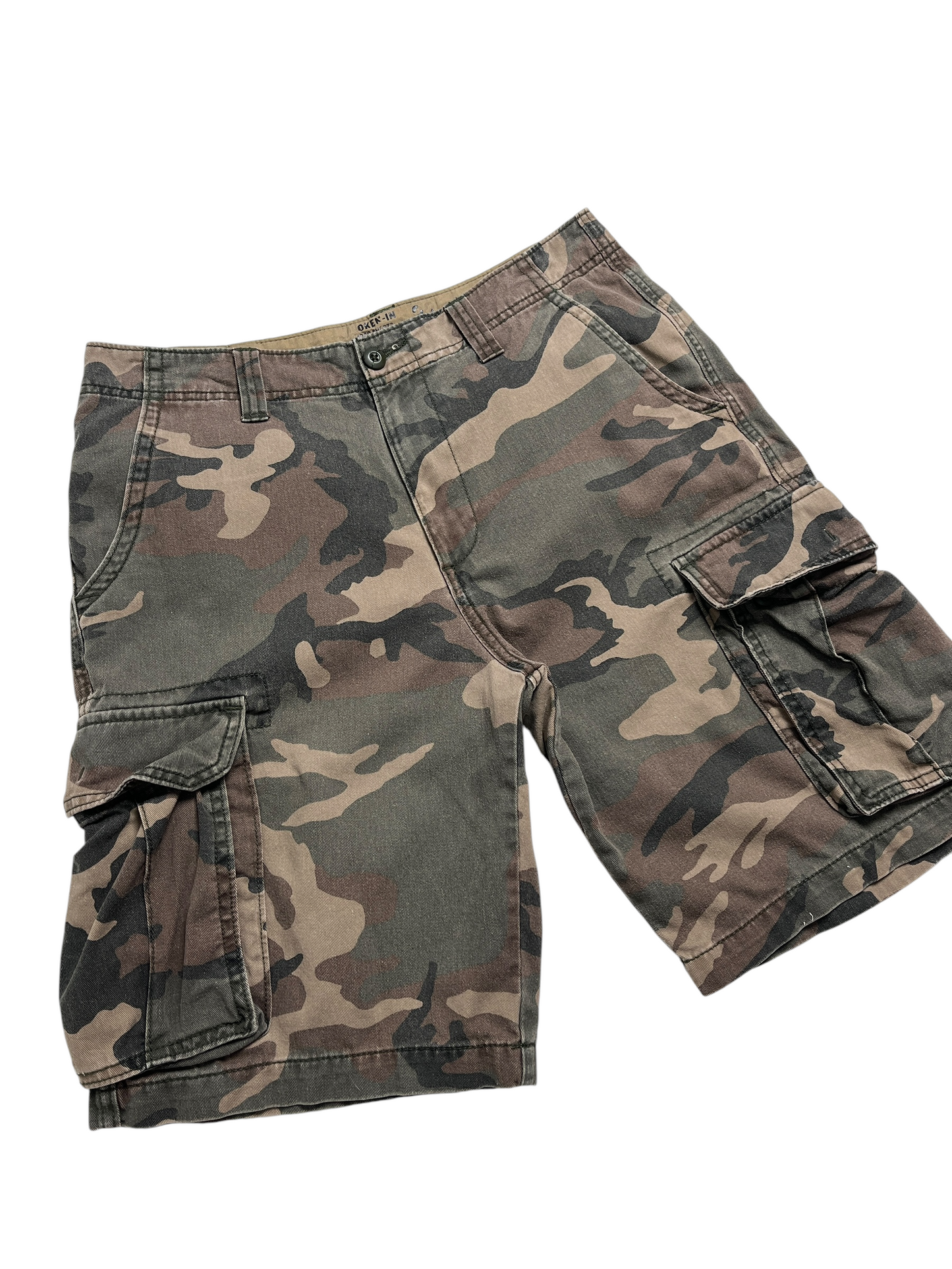 Droken-in Cargo Camuflaje Short - Talla 33